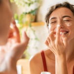 How to Get Naturally Glowing Skin Without Makeup